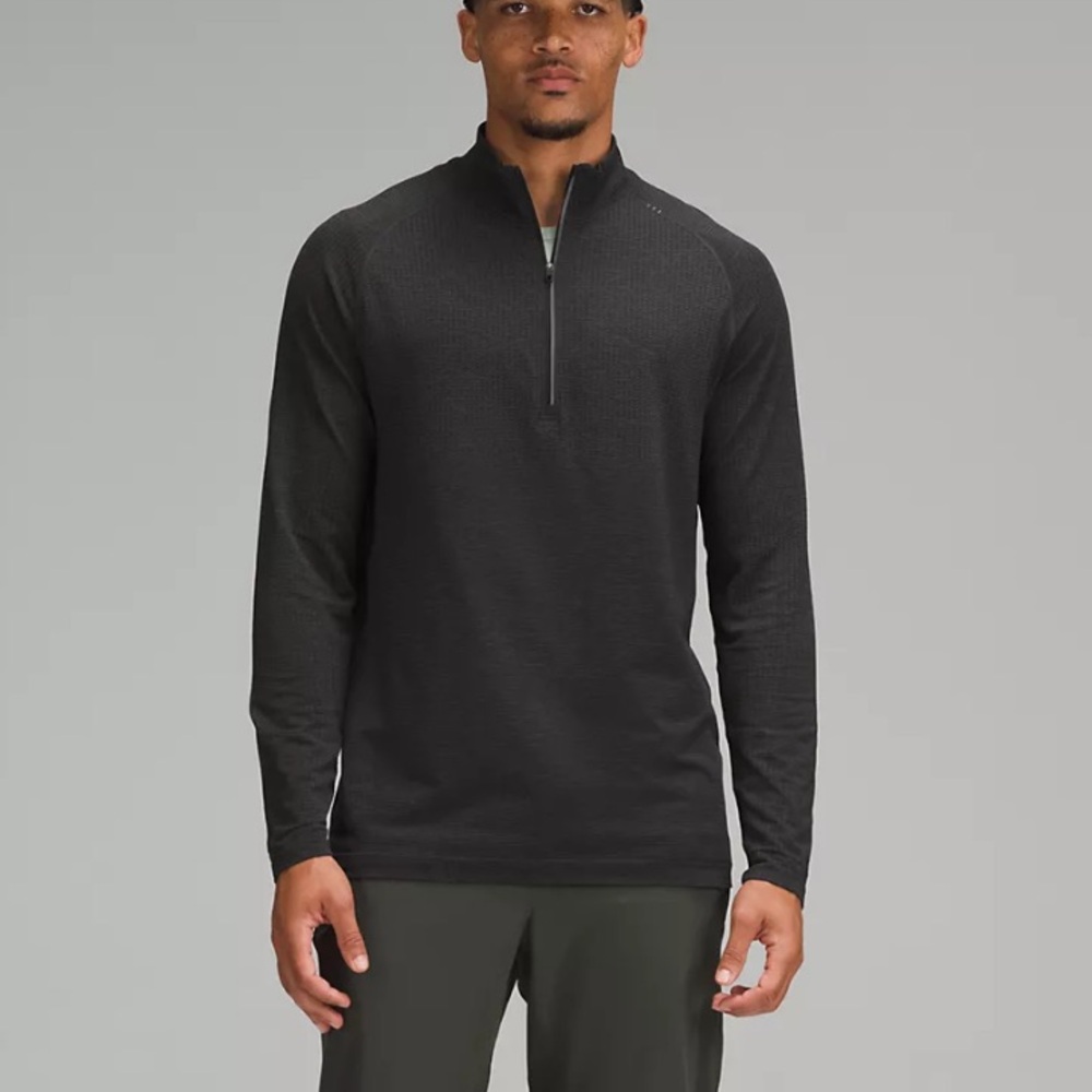 Metal vent tech half zip in heathered black